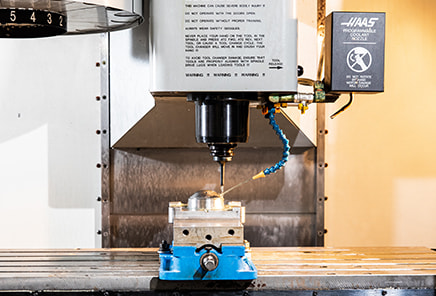 Custom molding of plastic materials