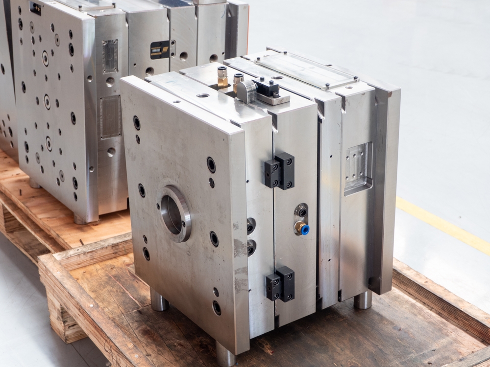 Why is injection molding efficient?